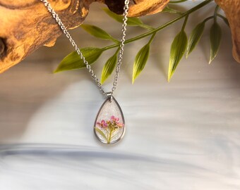 Petite Pink Flower Resin Pendant - Etsy