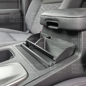 2022-2025 3rd Gen Nissan Frontier Organizer