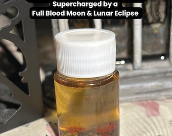 Chaos Water: Baneful Witchcraft, Lunar Eclipse Charged (15 mL)