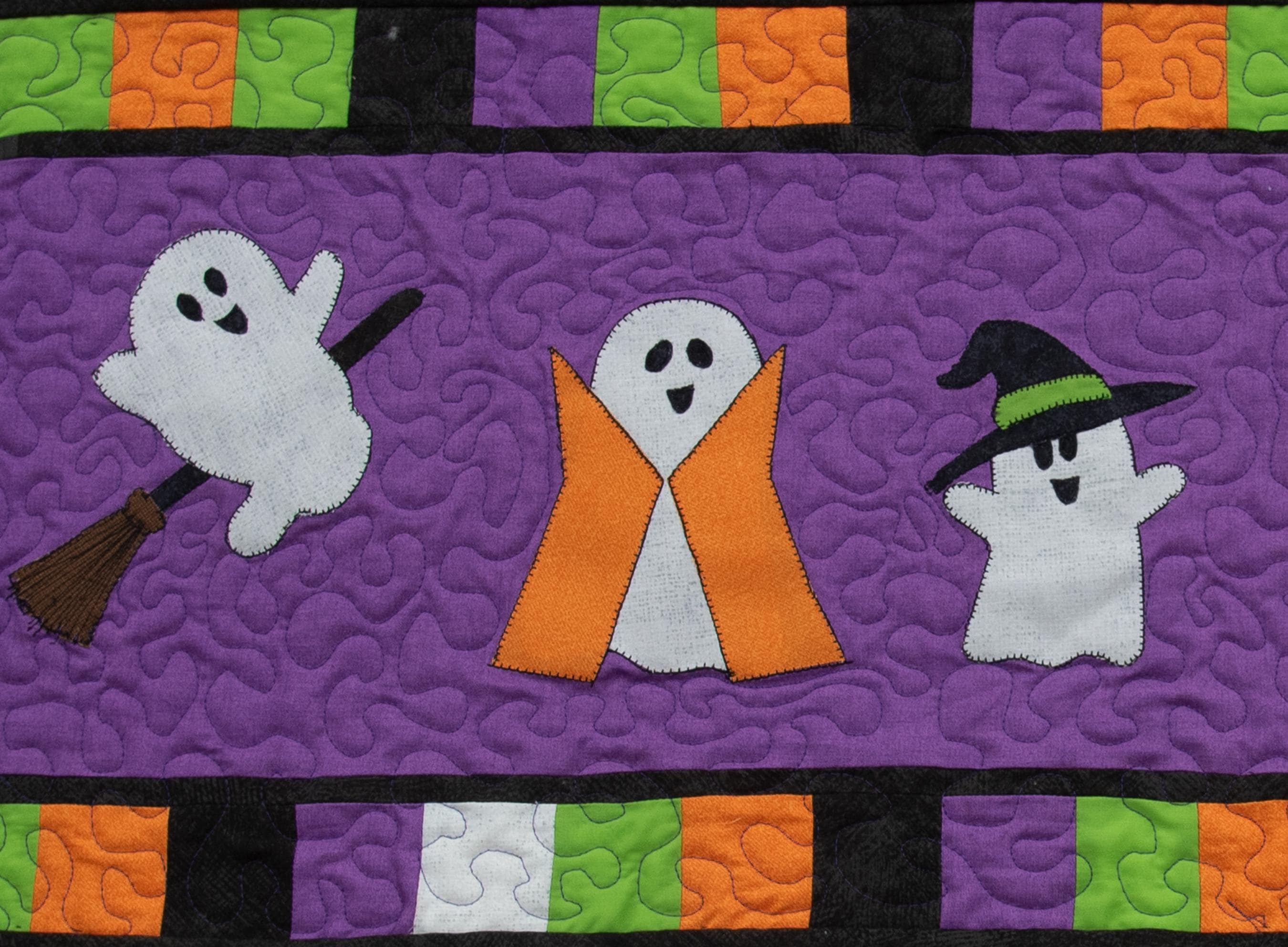 Ghostly Halloween Table Runner Pattern: Applique Quilted Design (PDF ...