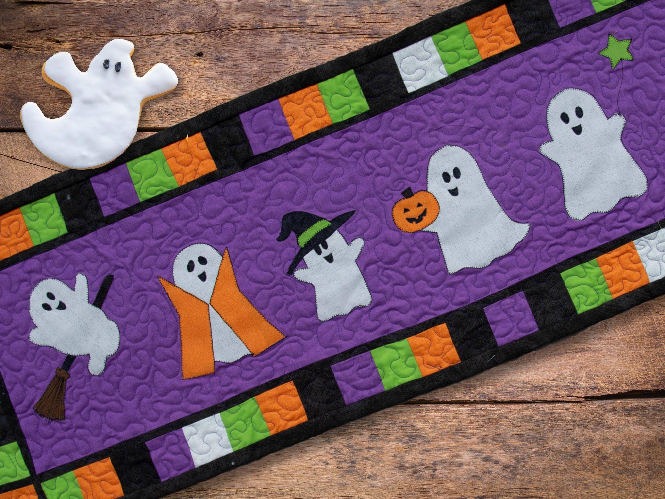 Ghostly Halloween Table Runner Pattern: Applique Quilted Design (PDF ...