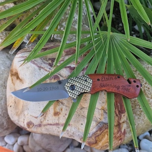 Personalized Groomsman Knife - Pocket & Camping Knife - Custom engraving - Great Gift for Him| Dad | Groom - Fathers Day Gift - Wedding Gift