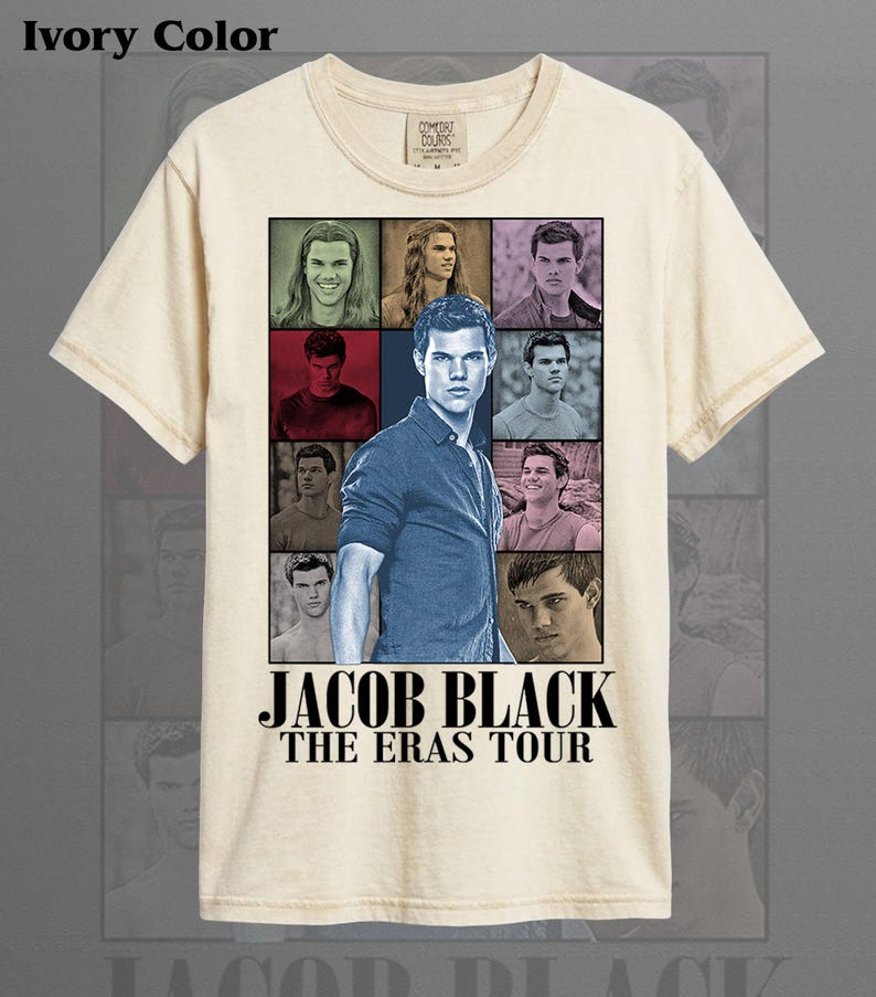 Pode incluir: Camiseta cor marfim com uma grade de imagens de Jacob Black. A imagem central &eacute; um retrato de Jacob Black com uma camisa azul. O texto "JACOB BLACK THE ERAS TOUR" est&aacute; impresso abaixo.