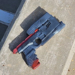 HJKE-11 Cyberpunk 2077 Smart-Gun Prop