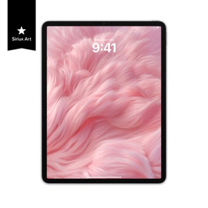 Può includere: Un tablet nero mostra un design astratto rosa e soffice. Lo schermo mostra l'ora 9:41 e la data mercoledì 7 luglio. Il tablet ha un bordo nero e il logo "Sirius Art" nell'angolo in alto a sinistra.