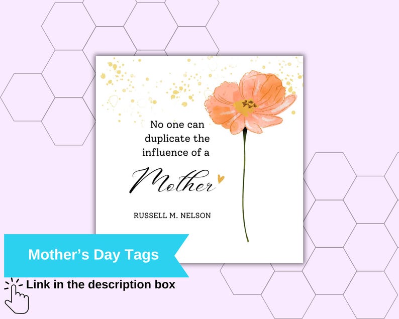 Puede incluir: Una tarjeta blanca con una flor de color melocot&oacute;n y el texto "Nadie puede duplicar la influencia de una madre" de Russell M. Nelson. La tarjeta es perfecta para el D&iacute;a de la Madre.