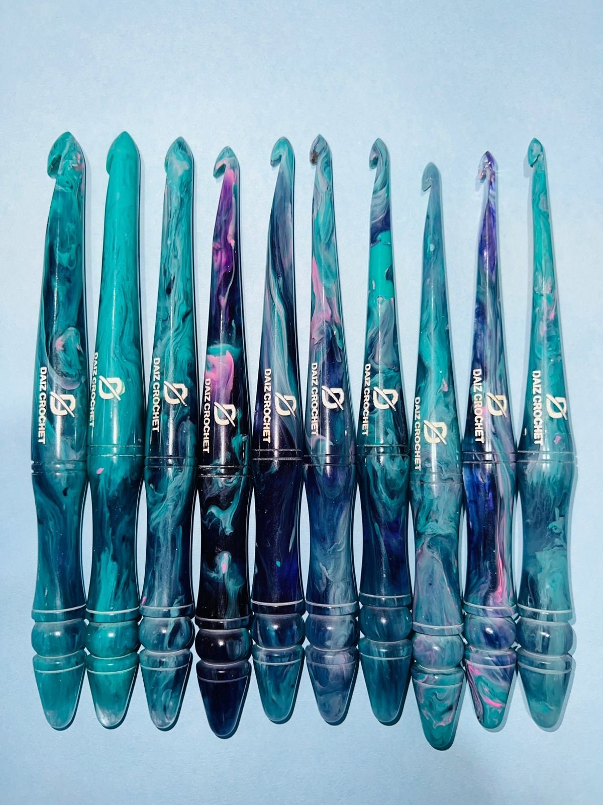 Teal Blue Resin Crochet Hook Soft Handle Handmade Crochet Hook Set Custom  Ergonomic Glitter Rochet Hook Daiz Crochet - Etsy