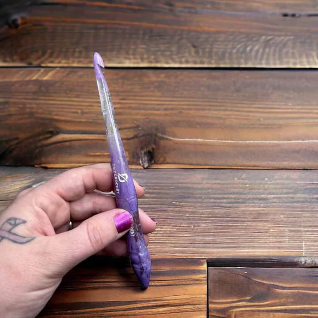 Lavender Color Crochet Hook Resin Crochet Hook Set Ergonomic Hooks Hooking Tool for Crocheting