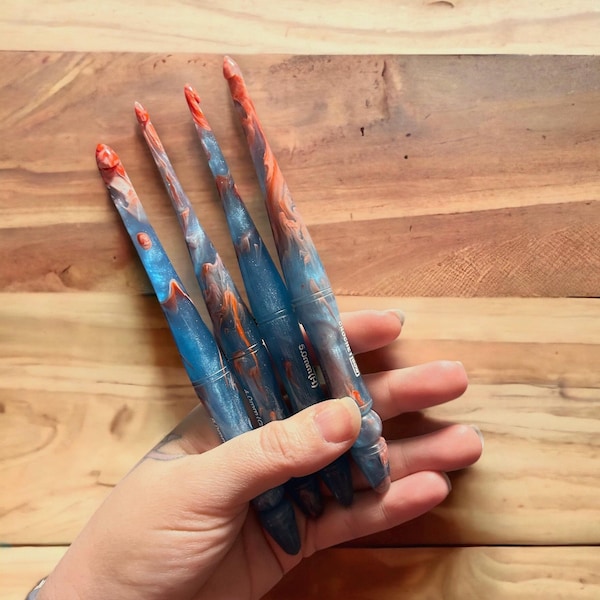 Ergonomic Resin Crochet Hook Set – Smooth Polished Yarn Tool for Comfort