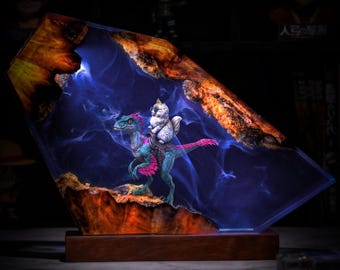 Dungeon Crawler Carl Harzlampe, Carl und Mongo das Dinosaurier Diorama, Prinzessin Donut Fan Geschenk, handgemachtes Crawler Nachtlicht, Rollenspiel Geschenk