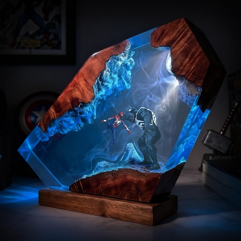 Spider Man Night Light, Comics Superhero Resin Art Lamp, Gift For Him, Room Decor, Custom Figure Epoxy, Desk Decor, Gaming Room Decor