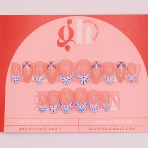 Mediterranean Nails | Blue and White Nails | Press on Nails | Almond Nails | Trendy Nails | Tile Nails | Vacation Nails | French Tip Nails