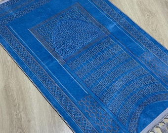 Personalised Prayer Mat – Turkish Islamic Soft Muslim Prayer Rug-  Green Janamaz -Sejadah- Ramadan Gift