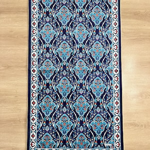 Luxury Muslim Prayer Rug: Elegant Islamic Design, Ramadan/Eid Gift