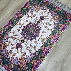 Prayer Mat Soft Pink and White with Calligraphy Art | Unique Gift for Women | Elegant Mihrab Design Prayer Rug |Ideal Islamic Gift for Her