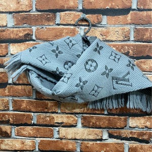Vintage Louis Vuitton Seide Wolle Schal Louis Vuitton Grau Vintage Foulard Seide Wolle Big Carré Authentisch LOUIS VUITTON Schal UNISEX