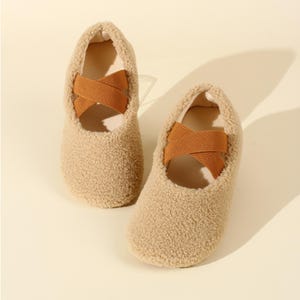 Faux Lamb Fur Slippers: Cozy Indoor Shoes with Elastic Band