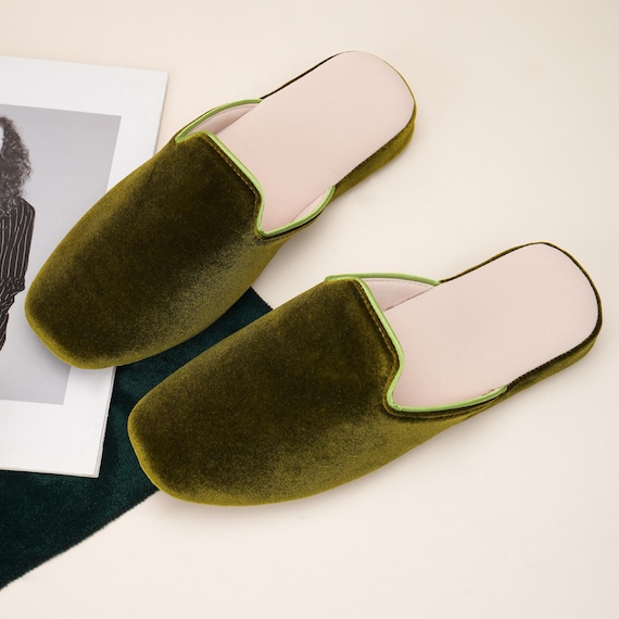 Handmade Non-slip Velvet Slippers: Elegant Comfortable House Shoes with Tassels