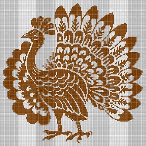 Puede incluir: Imagen pixelada en marrón y blanco de un pavo real con las plumas de la cola extendidas. El pavo real mira hacia la izquierda, con detalles intrincados en sus plumas y cuerpo. El fondo es un patrón de cuadrícula.