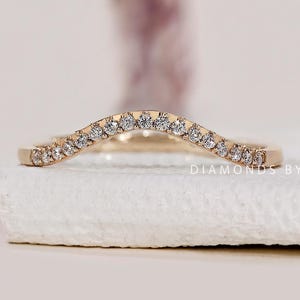 14k Solid Gold Stacking Wedding Ring Minimalist Curved Anniversary Ring Tiny Pave Diamond Ring Dainty V Shape Ring Real Lab Diamond Ring