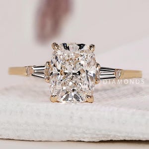 Diamond Engagement Ring Cushion Diamond Ring Unique 3 Diamond Wedding Ring Genuine Lab Grown Diamond Ring Anniversary Ring for Wife Gift