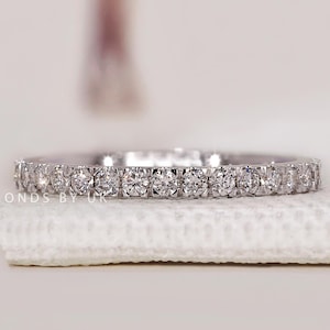 Diamond Full Eternity Band Ring 1.70MM Round Diamond Wedding Ring Women Lab Grown Diamond Minimalist Bridal Ring Pave Infinity Stacking Ring