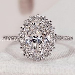Oval Diamond Halo Engagement Ring Lab Grown Diamond Ring Pave Set Anniversary Ring for Gift Oval Diamond Proposal Ring Custom Ring for Women