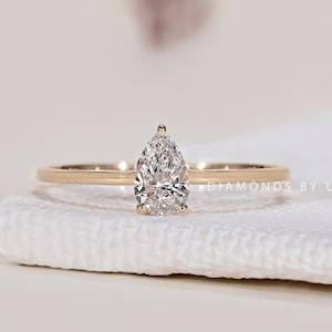 lab grown diamond ring
engagement ring
diamond ring