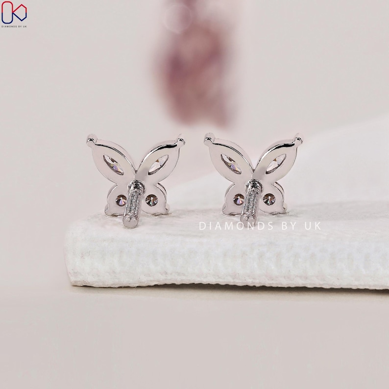 lab grown diamond earring