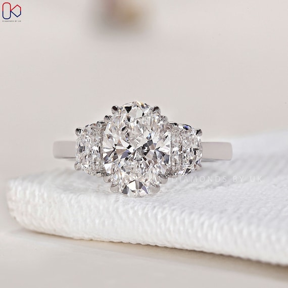 Large 3 stone engagement rings discount
