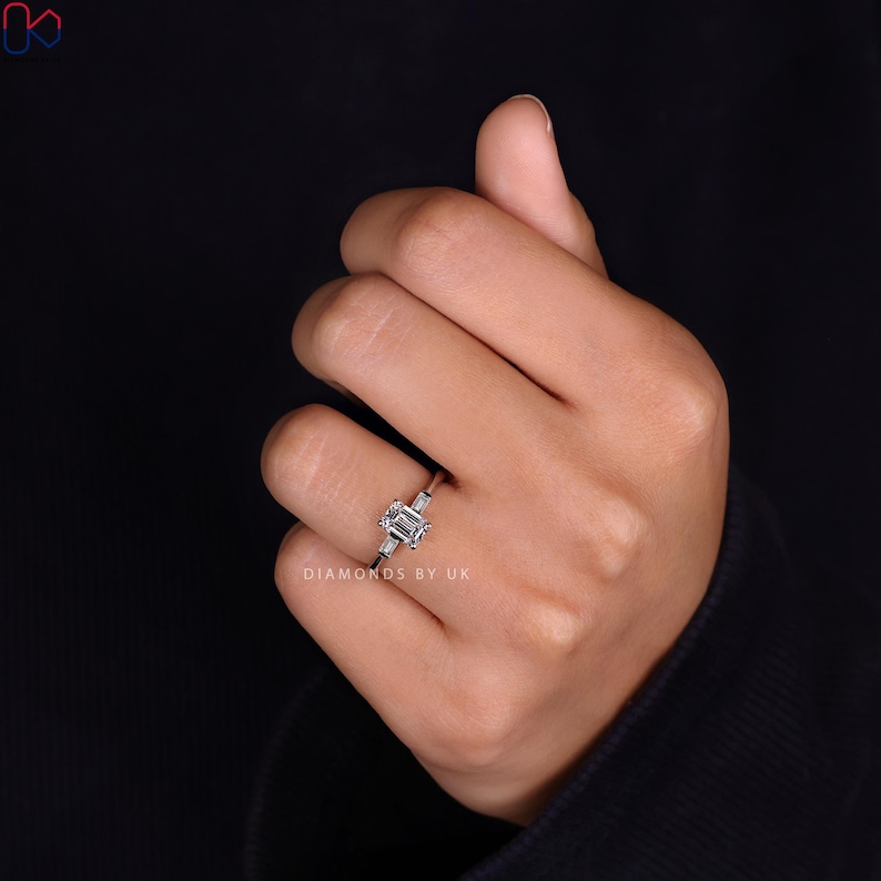 lab grown diamond ring
engagement ring