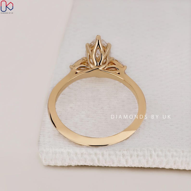 lab diamond wedding band
lab grown diamond wedding band