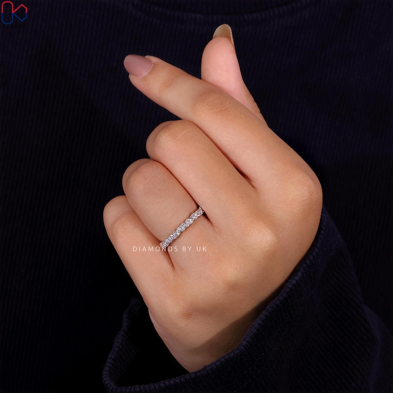 engagement ring
lab diamond