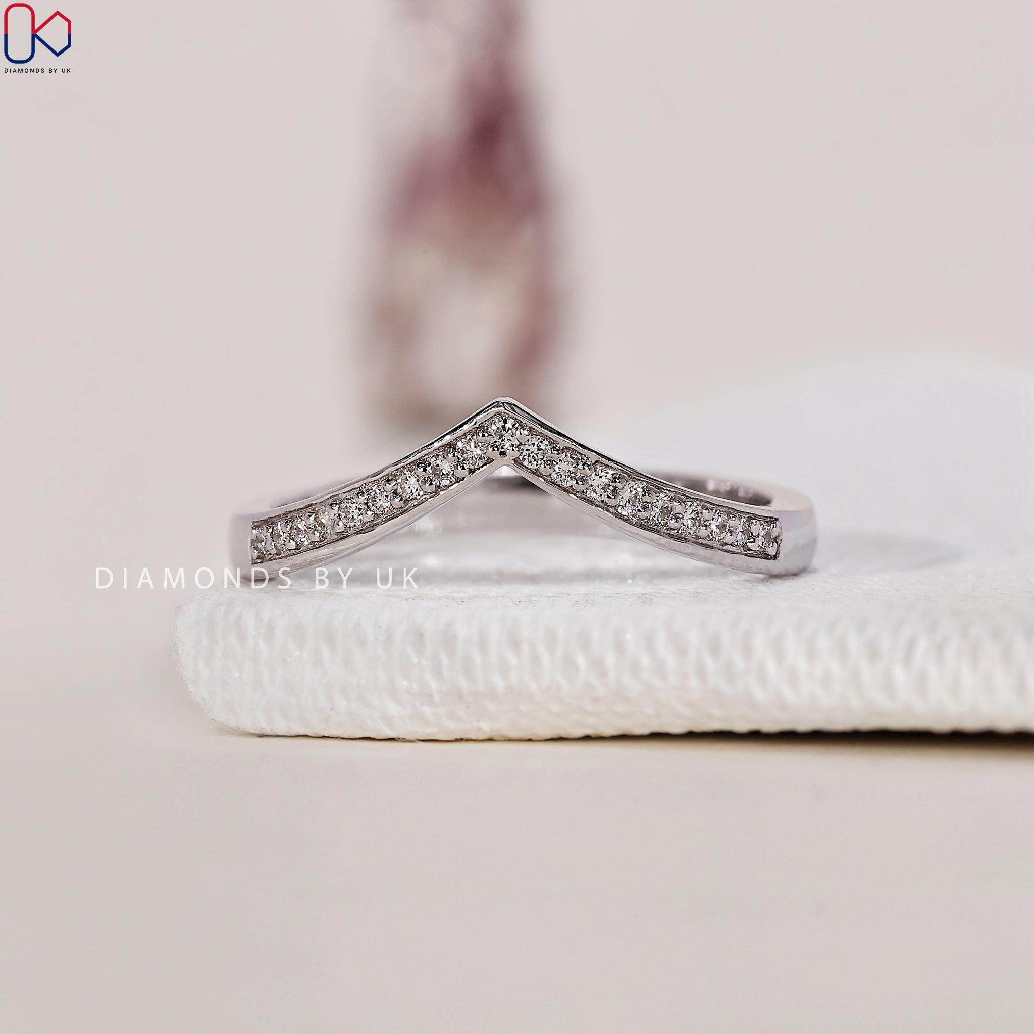 Solid Gold Curved Wedding Ring Women Chevron Stacking Band V 