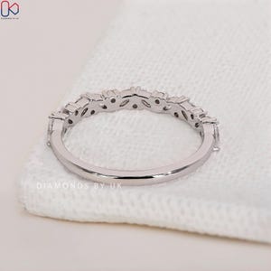 10k solid gold ring 
14k solid gold ring