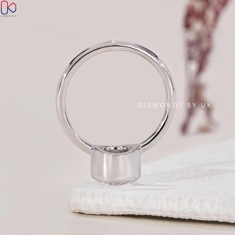 lab grown diamond ring 
engagement ring
