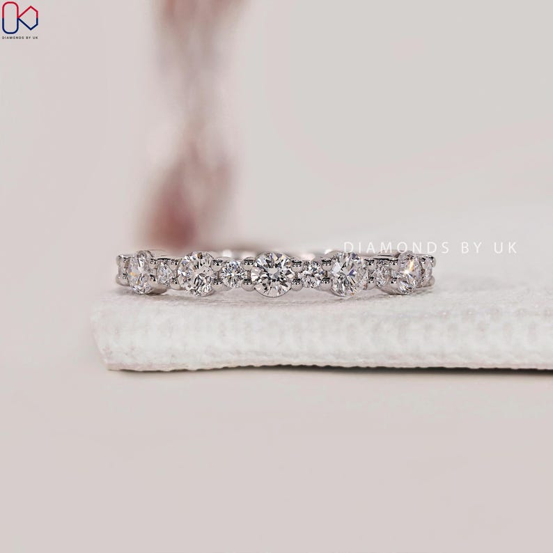 lab grown diamond ring
engagement ring