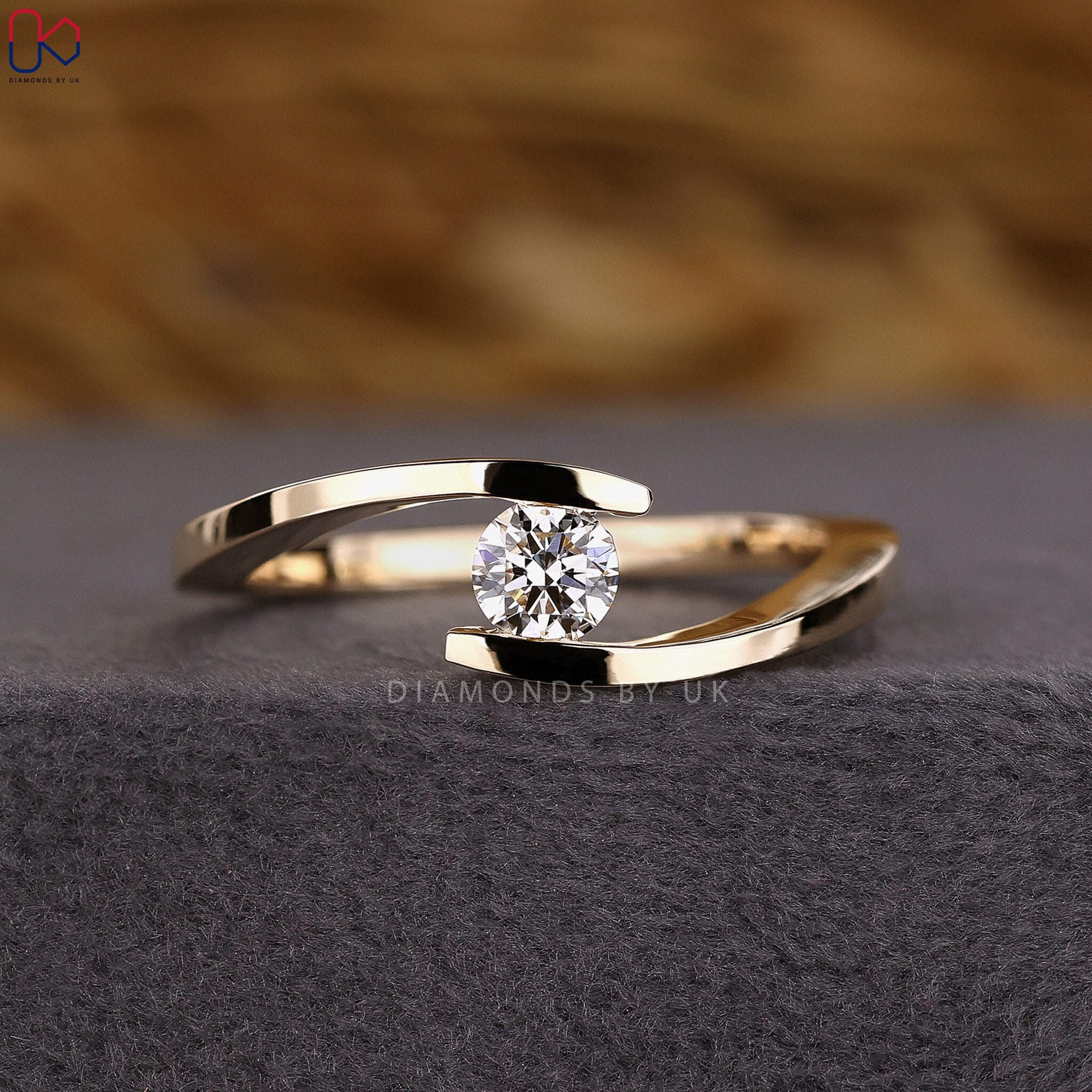 Vvs diamond cheap ring price