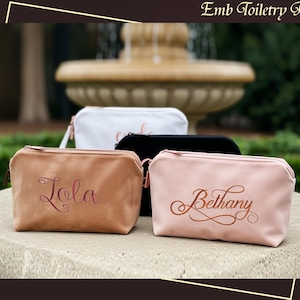 Embroidered Velvet Cosmetic Bag Monogram Toiletry Makeup Bag Beauty Velvet Makeup Bag Custom Makeup Pouch Custom Bridesmaid Gifts Velvet Bag