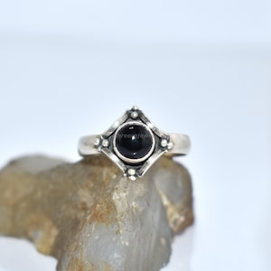 Natural Black Onyx Ring, 925 Sterling Silver Ring, Tiny Gemstone Ring, Dainty Onyx Ring, Birthstone Ring, Thin Band Ring, Handmade Jewelry