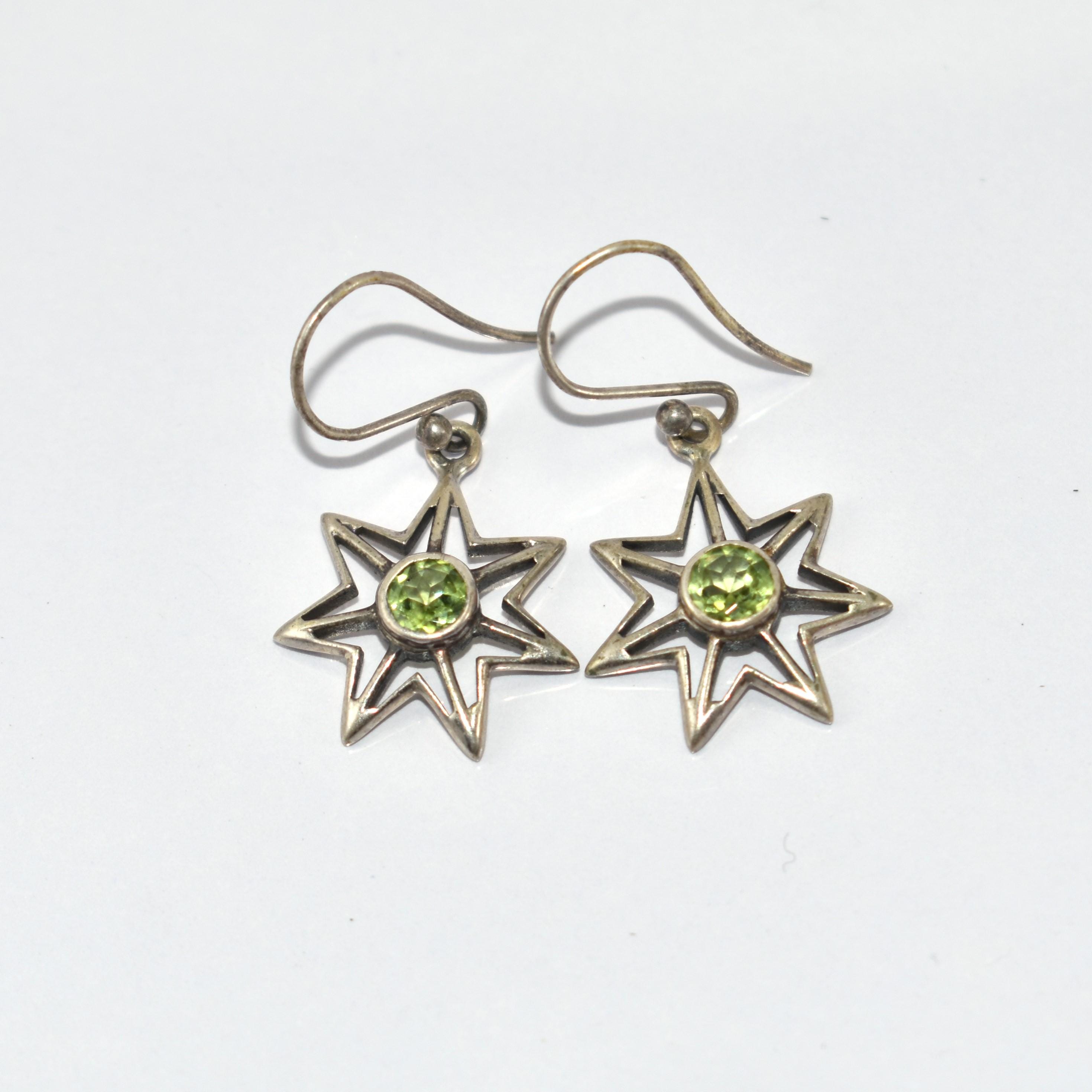 Star Shaped Peridot Drop Earrings in 925 Sterling Silver – Handmade Celestial Jewelry for Women and Girls