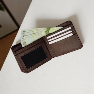 Cartera delgada marrón personalizada para hombre / Cartera plegable de cuero de grano completo con iniciales / Regalos de aniversario y Navidad / Para él / Novio / Padrino de boda