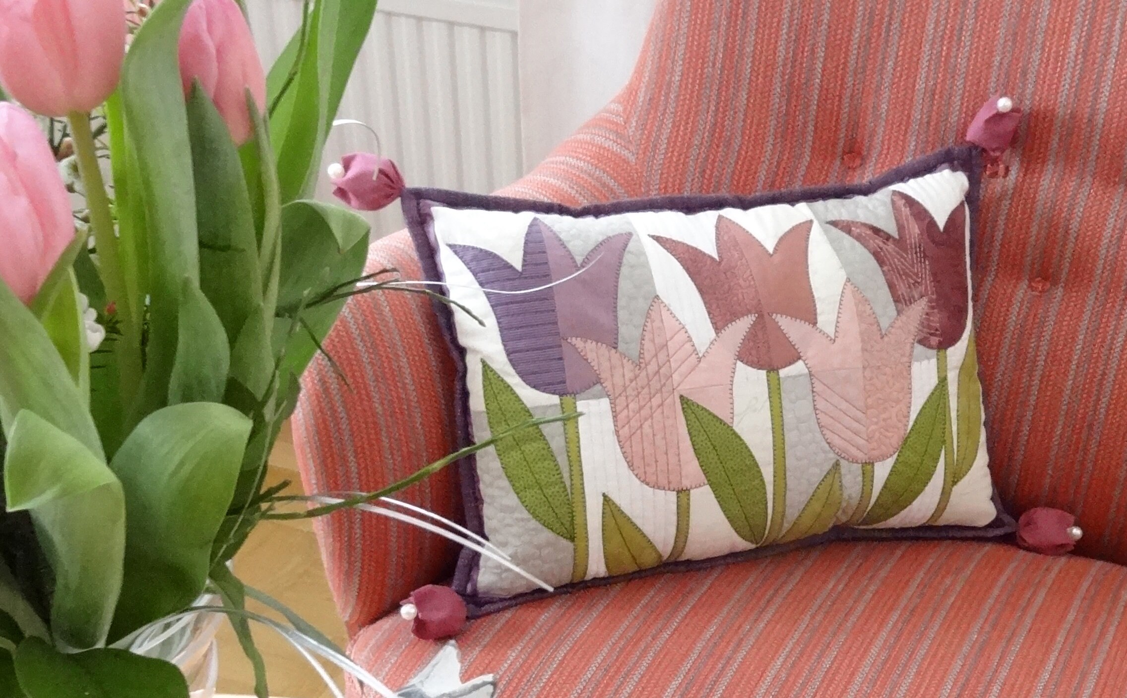 Spring Tulips, Quilt Pattern With Applique, PDF, Runner and Cushion ...