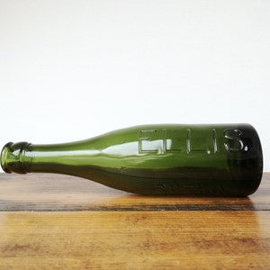 Antique/Victorian Ellis Ruthin green glass bottle