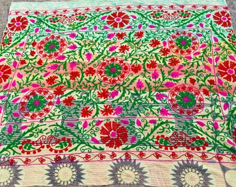 Unique Vintage Kantha Quilt / Rare Hand-Stitched / Indian Suzani Throw with Intricate Embroidery / Bohemian Kantha Blanket / Rare Find Throw