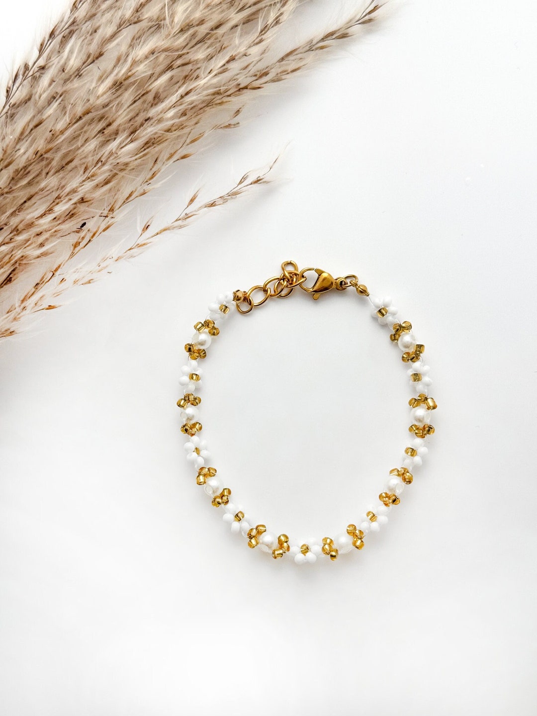 Flower Beaded Bracelet Kaitlyn Dainty Flower Bracelet Flower Beaded Bracelet Flower Bracelet