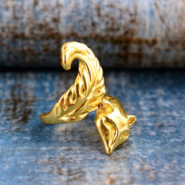 Little fox ring hand gilded. Enamel nose. Adjustable gold fox ring for her. Animal jewelry, brass ring, Minimalist ring