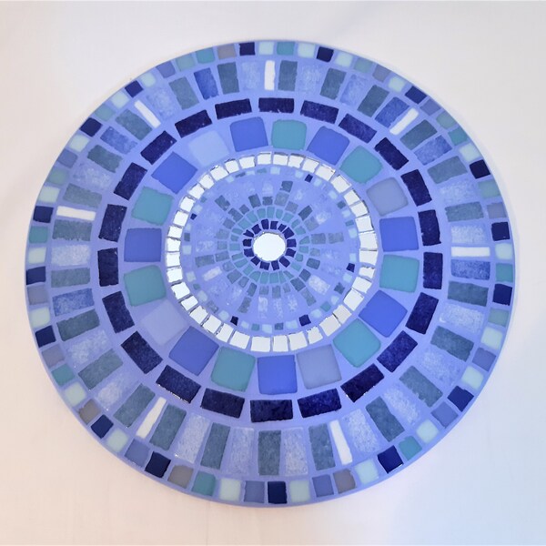 Tableau rond camaïeu de bleu en mosaïque