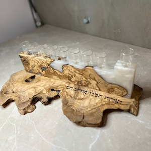 Handcrafted Menorah for Hanukkah - Unique Epoxy & Olive Wood Chanukah Menorah - Perfect Jewish Gift - Jewish Holiday Decoration for Hanukkah