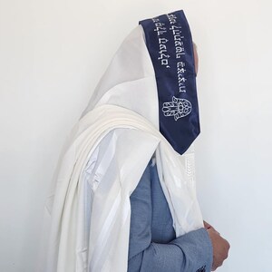 Handmade Wool Tallit Prayer Shawl: Jewish Wedding Bar Mitzvah Tallit